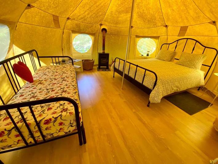 Glamping para 4 pessoas, com jacuzzi e jardim no Norte