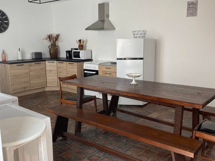 Renoviertes Haus im Ruhigen Dorf mit Privatem Hof in Junay, Region Avallon