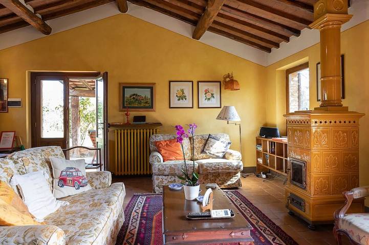Leccino splendido cottage con piscina, Jacuzzi, orto bio e lezioni di cucina in Paciano, Perugia e dintorni