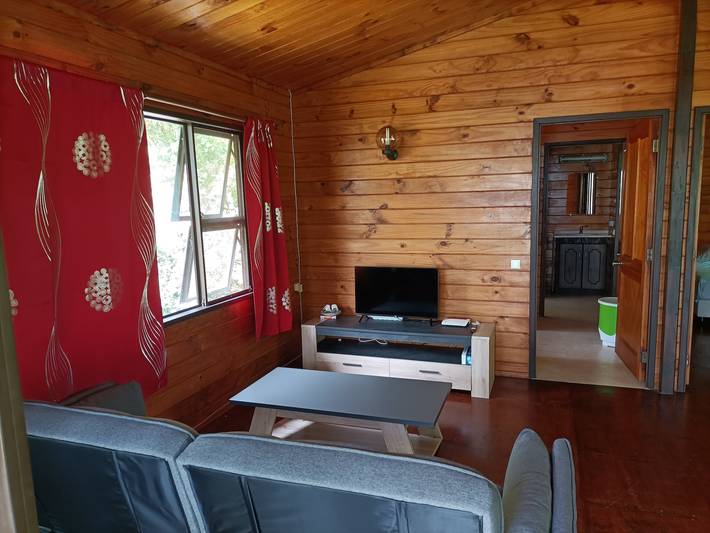 Gîte pour 2 personnes, avec balcon ainsi que vue sur l’océan et jardin, adapté aux familles dans Polynésie française - 2