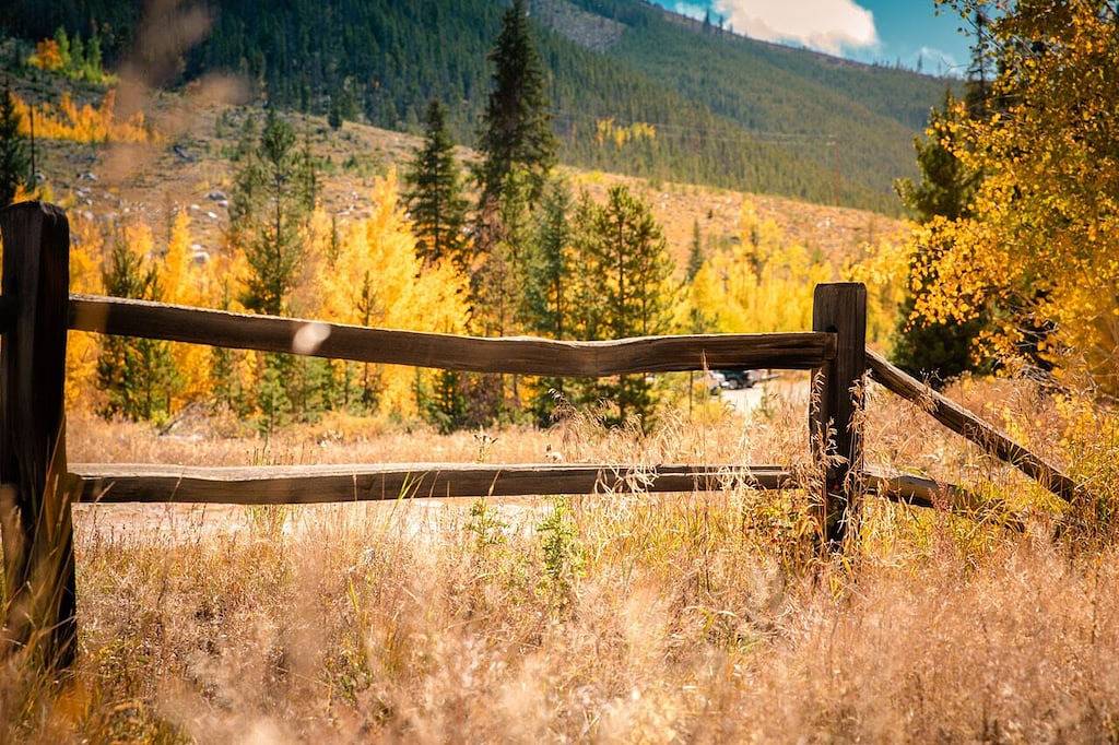 Luxury Keystone Cabin w/ Hot Tub, 1 Mi to Lifts! in Arapahoe Basin