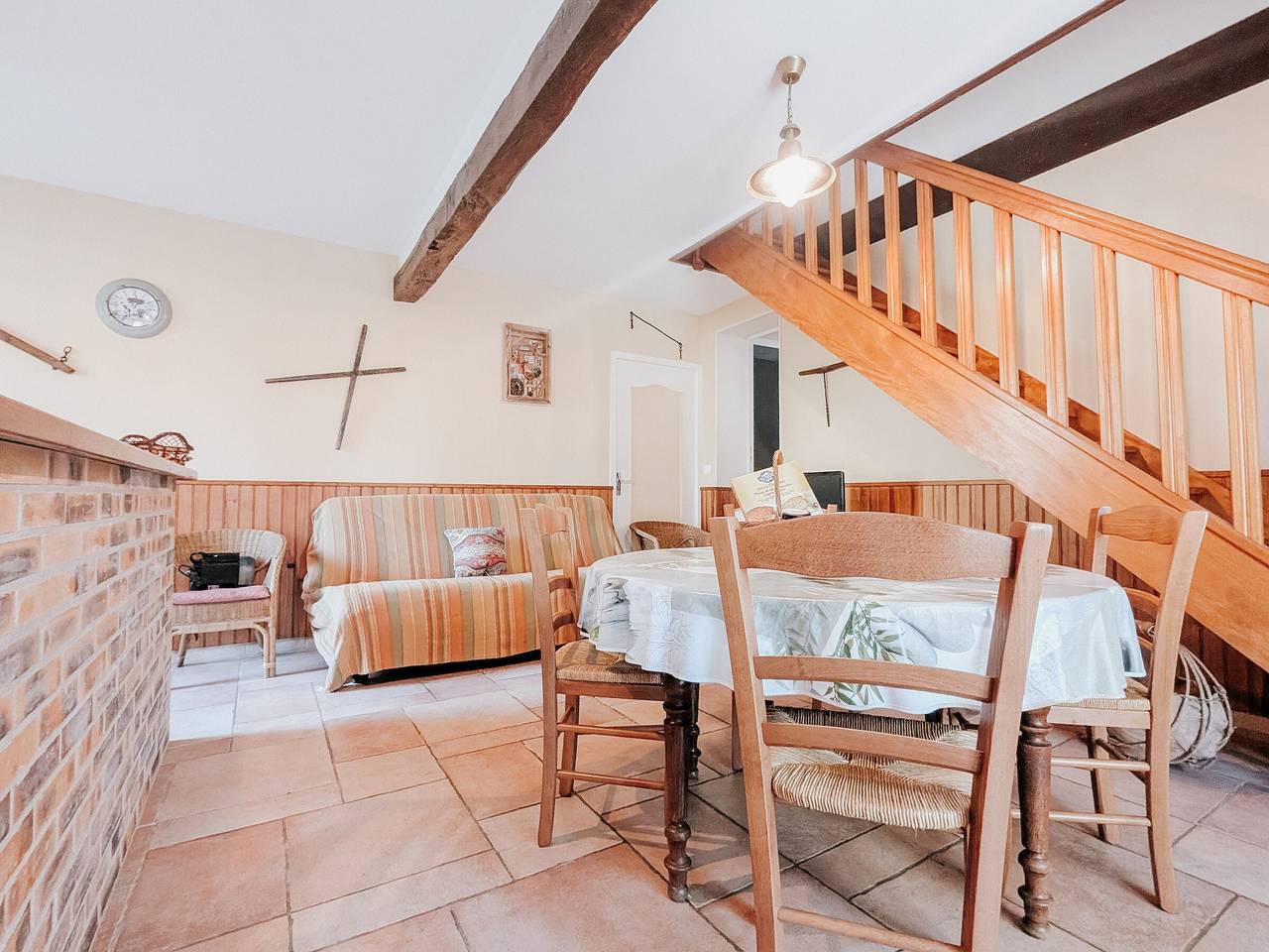 Charming House near Eguzon Lake - Peaceful Garden, Child Games, Private Parking in Saint-Plantaire, La Châtre region