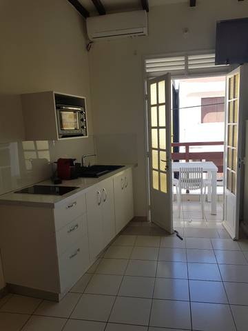 Gîte pour 2 personnes, avec balcon à Baie-Mahault