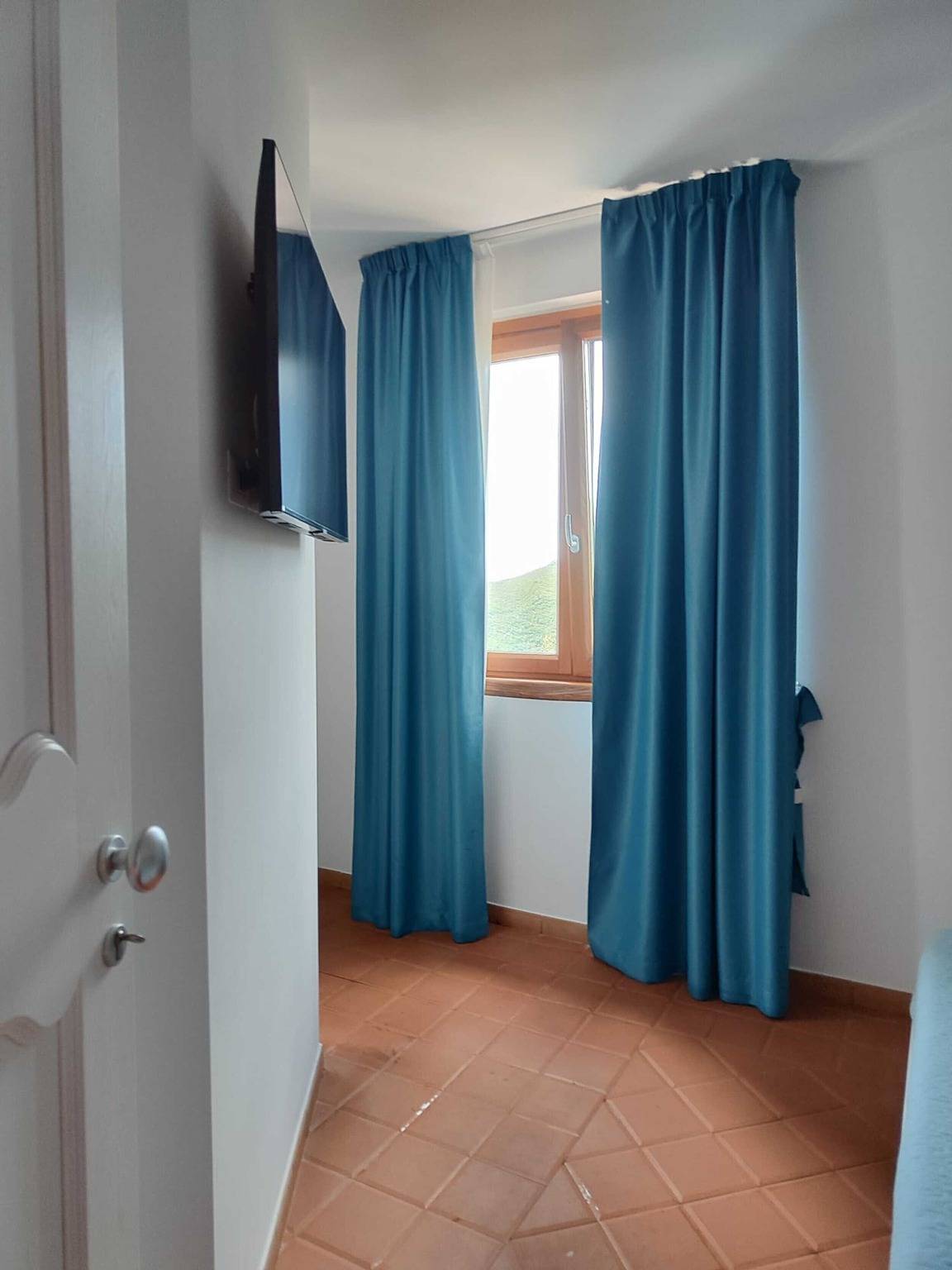 Zimmer 'Elea' mit Meerblick, Wlan und Klimaanlage in Serramezzana, Cilento