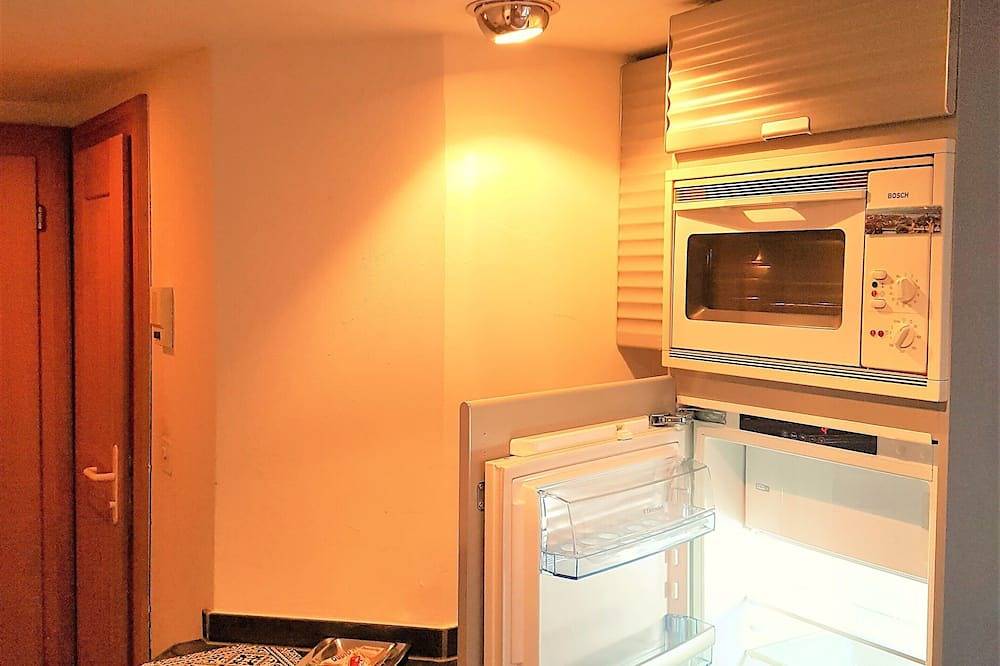 Entire apartment, Swiss Chalet style studio - top located in Zurich, Zurich district