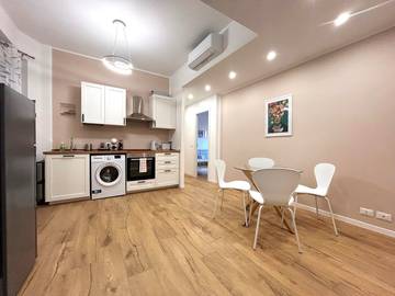Gîte pour 4 personnes, avec balcon à Gênes