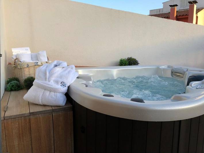 Hôtel pour 4 personnes, avec Terrasse à Arenys de Mar - 2