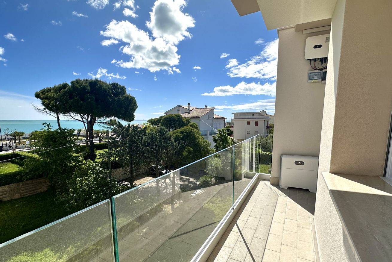 Appartamento intero, M026 - Marcelli, nuovo trilocale con terrazzo a 80 metri dal mare in Marcelli, Numana