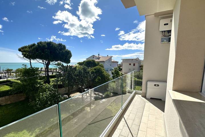 Apartamento entero, Apartamento de vacaciones para 6 personas con balcón/terraza in Marcelli, Numana