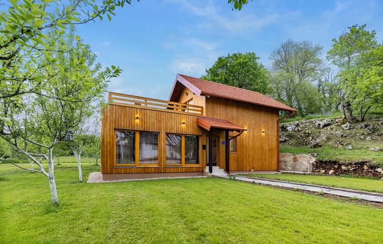 Casa de vacaciones para 7 personas, con sauna y vistas además de terraza y jardín - 1