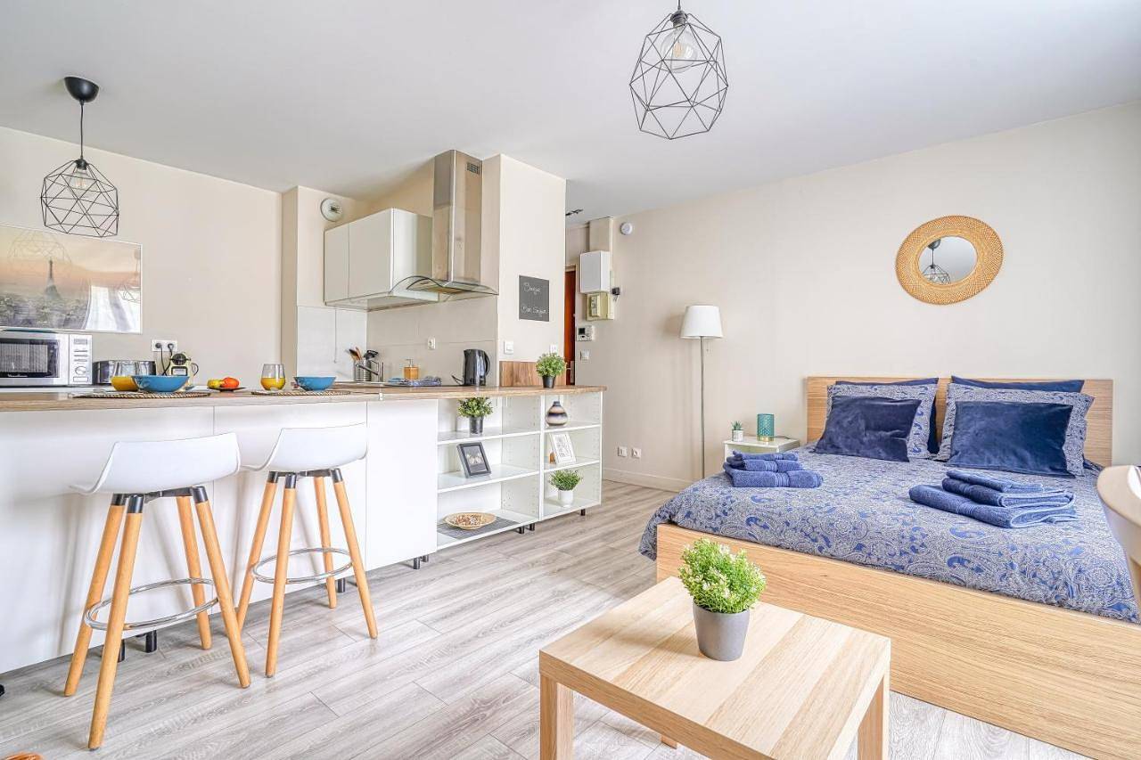 Appartement entier, Logement Noah in Évry-Courcouronnes, Essonne