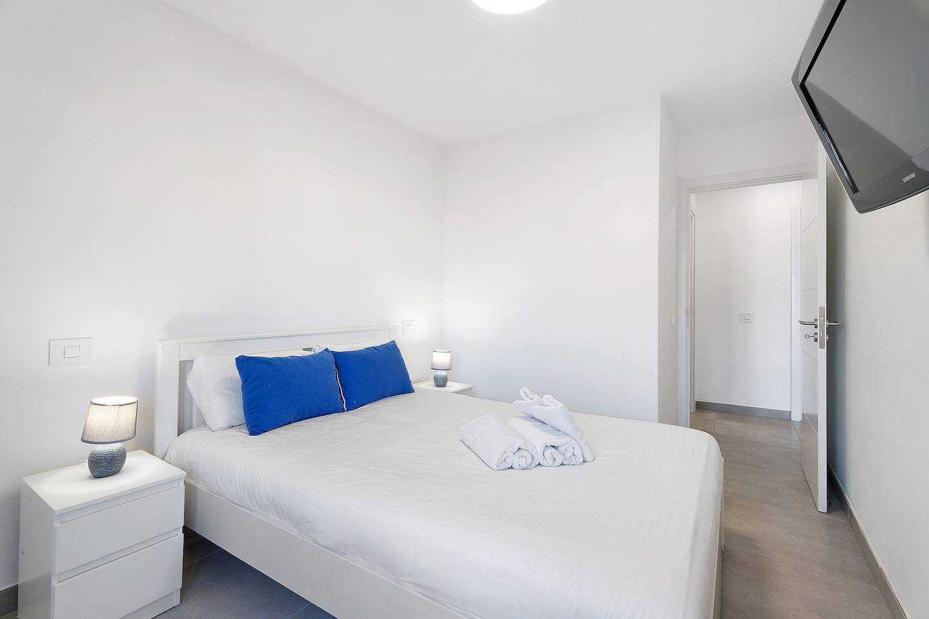 Apartamento entero, Alquiler de Vacaciones 'Precioso El Unicornio de Paula' cerca de la Playa con Terraza in Aroba, Candelaria