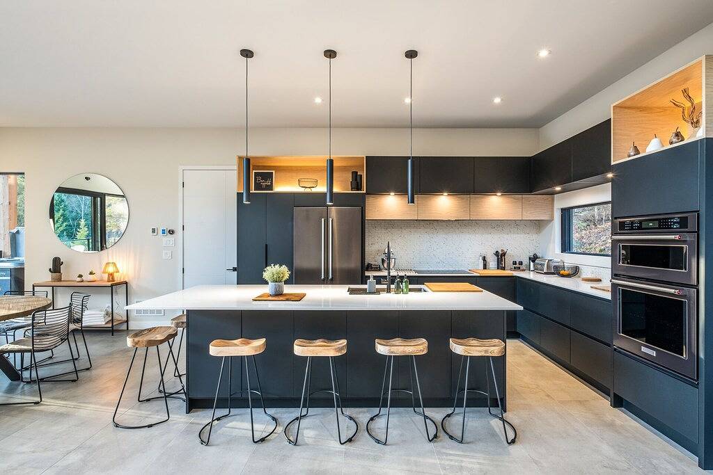 Ohana Chalet | Luxurious Property | Hot tub / Tremblant Living in La Conception, Québec