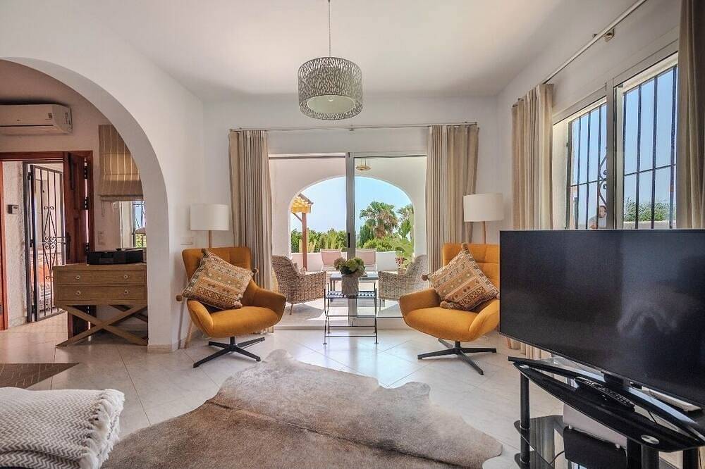 Gerade Hinzugefügt! Private Villa Mit Herrlichem Meerblick 150 m Zum Strand in Playa de las Ventanicas, Mojácar