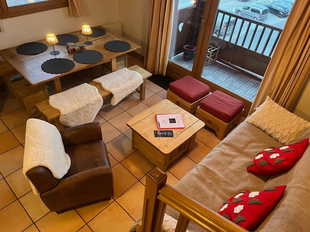 Entire apartment, Duplex apartment in the center, 20m from slopes, 7 pax, Wifi, free parking in La Plagne, Aime-la-Plagne