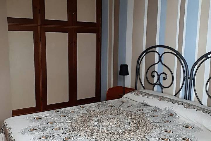 Herrliche Villa am Strand, umgeben von dem ruhigen Pinienwald von Andora in Andora, Riviera di Ponente