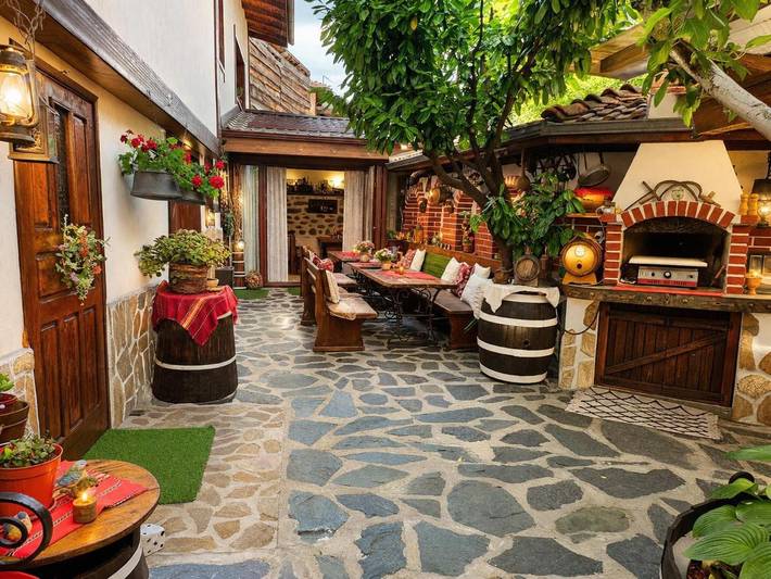 Location de vacances pour 12 personnes, avec vue et jardin, adapté aux familles dans Bansko - 4
