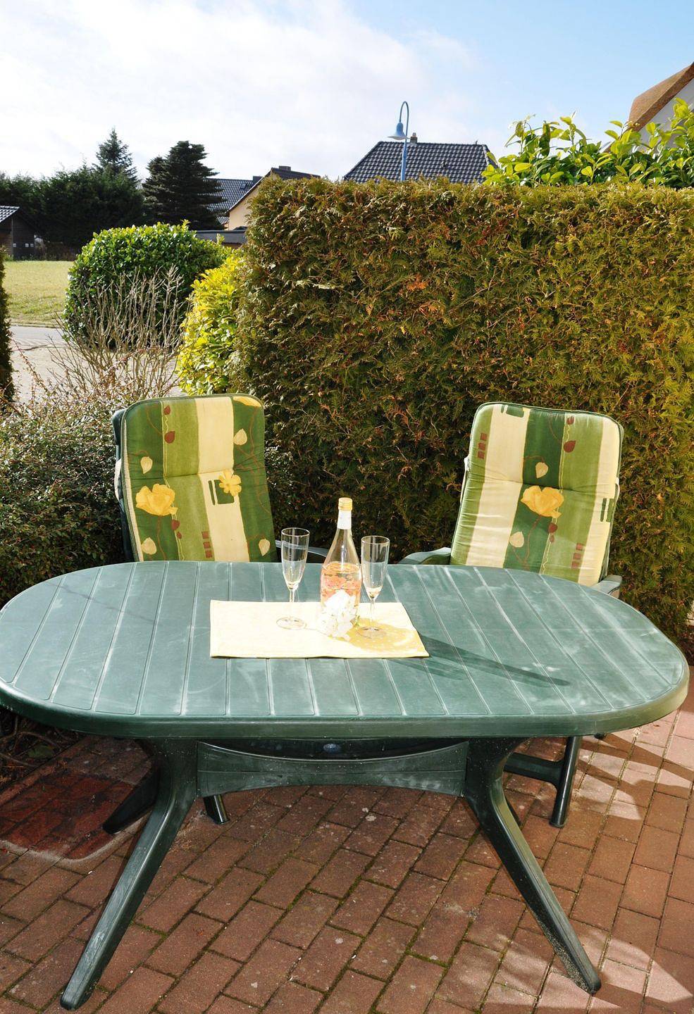 Apartamento entero, Sonnige Ferienwohnung für Erholung mit Terrasse in Alt Reddevitz, Mönchgut