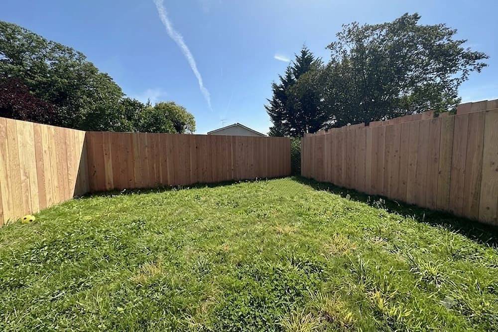 Town house with garden, walking distance to amenities and train station in Toulenne, Langon region