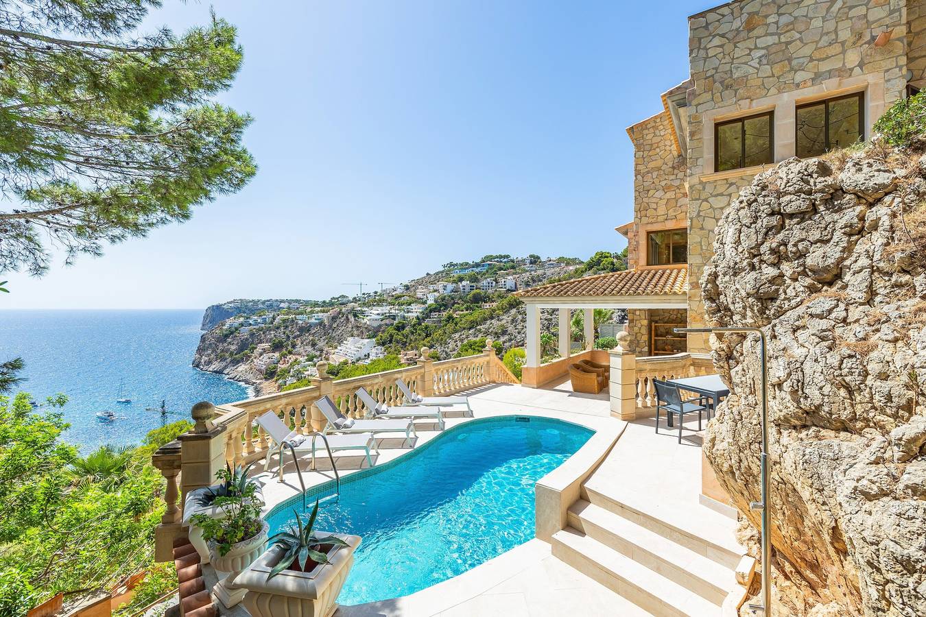 Villa "Cala Llamp" avec vue sur mer panoramique in Cala Llamp, Andratx