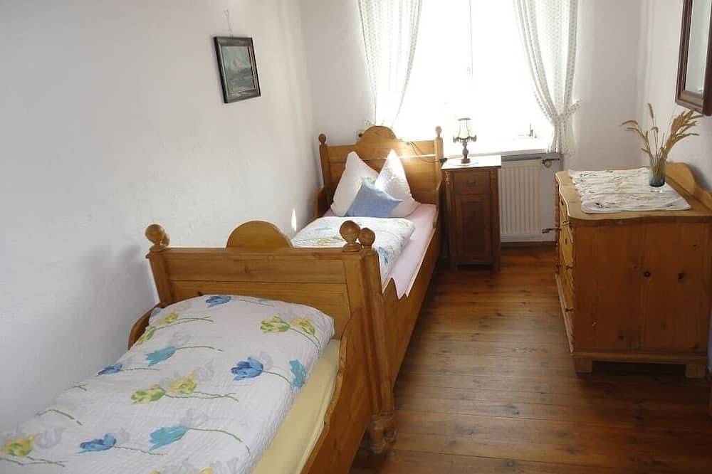 Ganze Wohnung, Unterkunft in ruhiger Lage für Naturfreunde in Tirschenreuth, Ostbayern