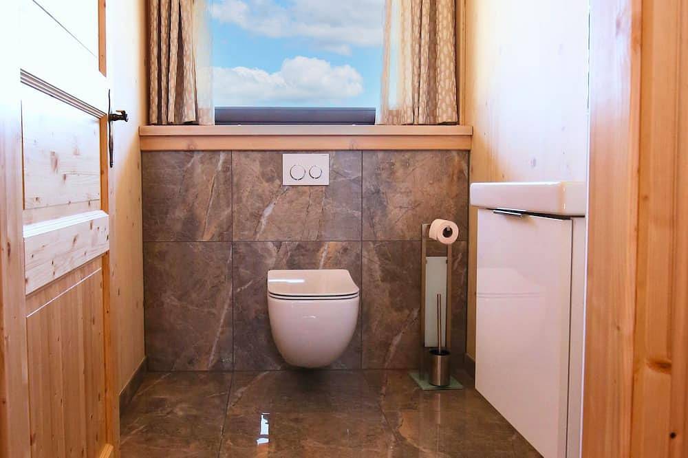 5 Sterne Natur-Chalet zum Nationalpark Franz, inkl. E-Auto in Allenbach, Hunsrück