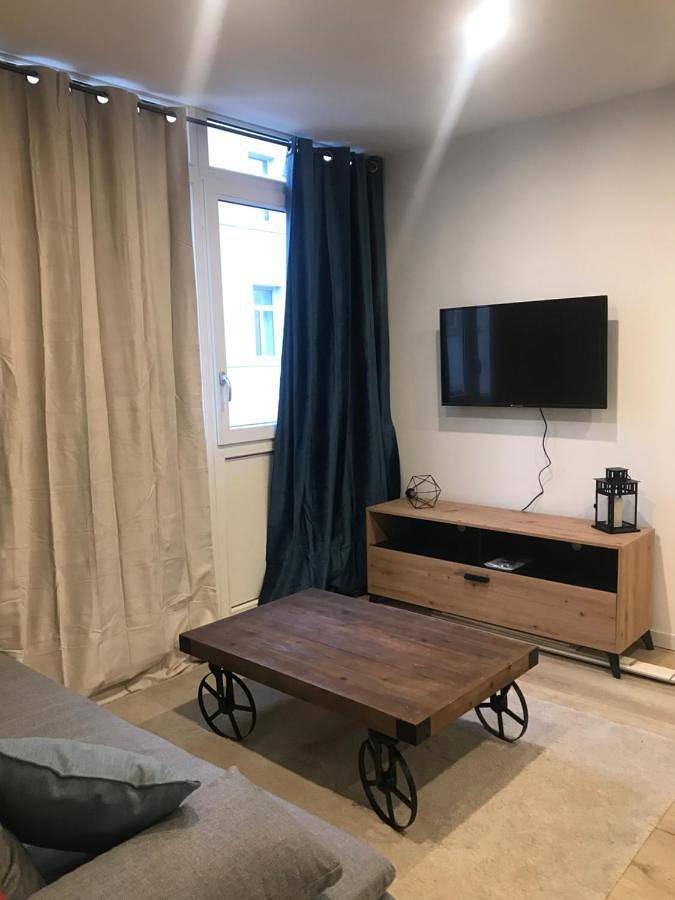 Appartement entier, Loft T2 by locations_lepuyenvelay in Vals-près-le-Puy, Haute-Loire