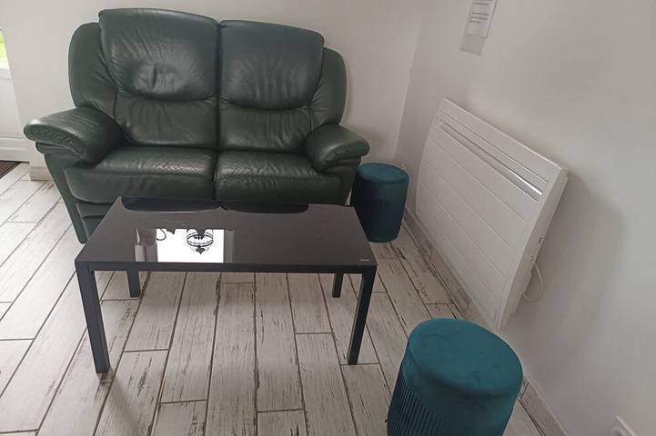 Gîte pour 4 personnes, avec terrasse et jardin à Le Molay-Littry - 4