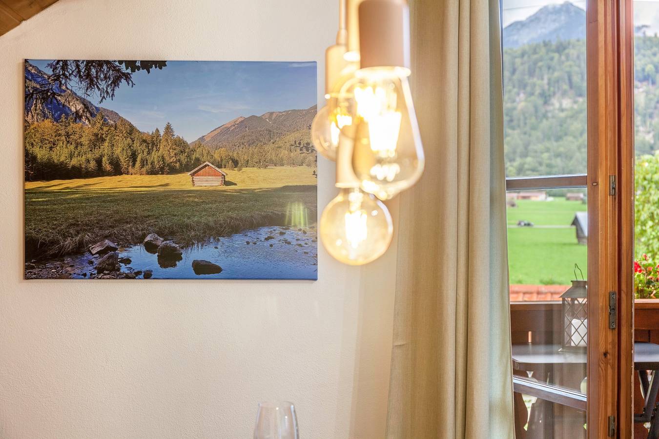 Entire apartment, Apartment 'Ferienwohnung Reschberg' with Mountain View, Balcony and Wi-Fi in Farchant, Bavarian Alps