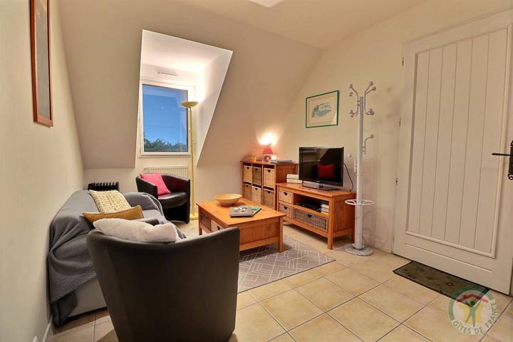 Gîte pour 4 personnes, avec jardin à Saint-Coulomb - 2