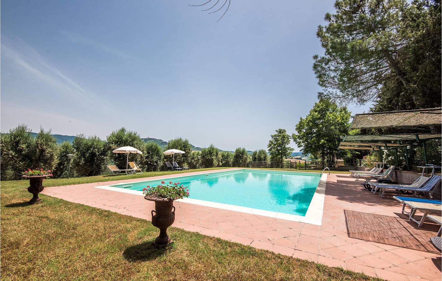 Ganze Ferienwohnung, Poolside Wohnung in der Nähe von Fluss. in Radicondoli, Siena Provinz