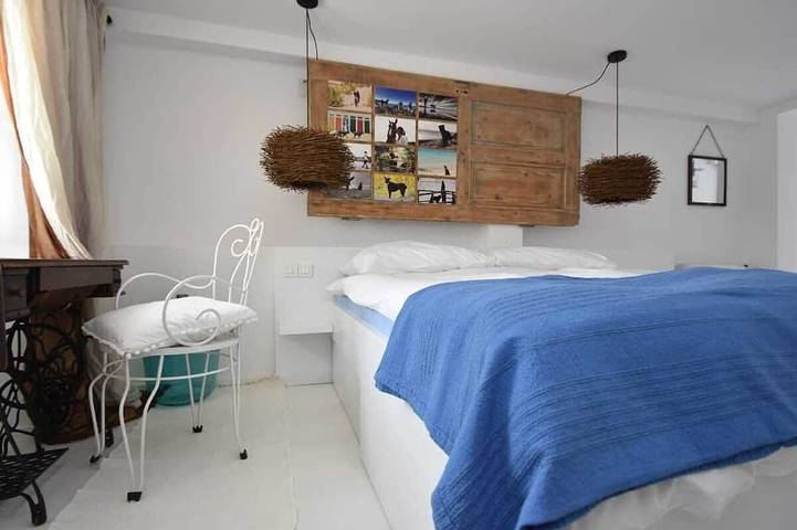 Villa pour 6 personnes, avec balcon, animaux acceptés dans Betina - 2