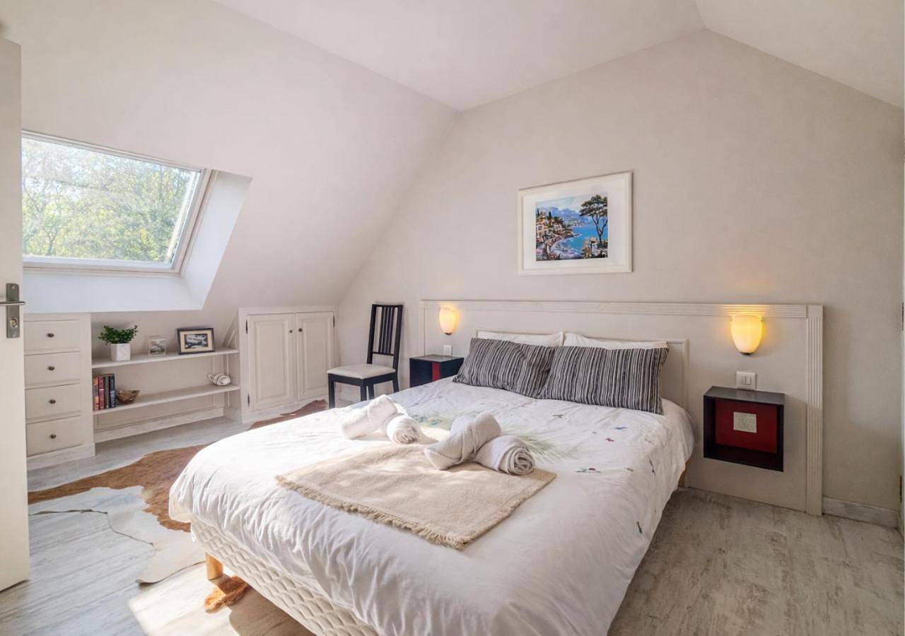 Appartement entier, Two-Bedroom Apartment in Saint-Martin-du-Vieux-Bellême, Parc naturel régional du Perche