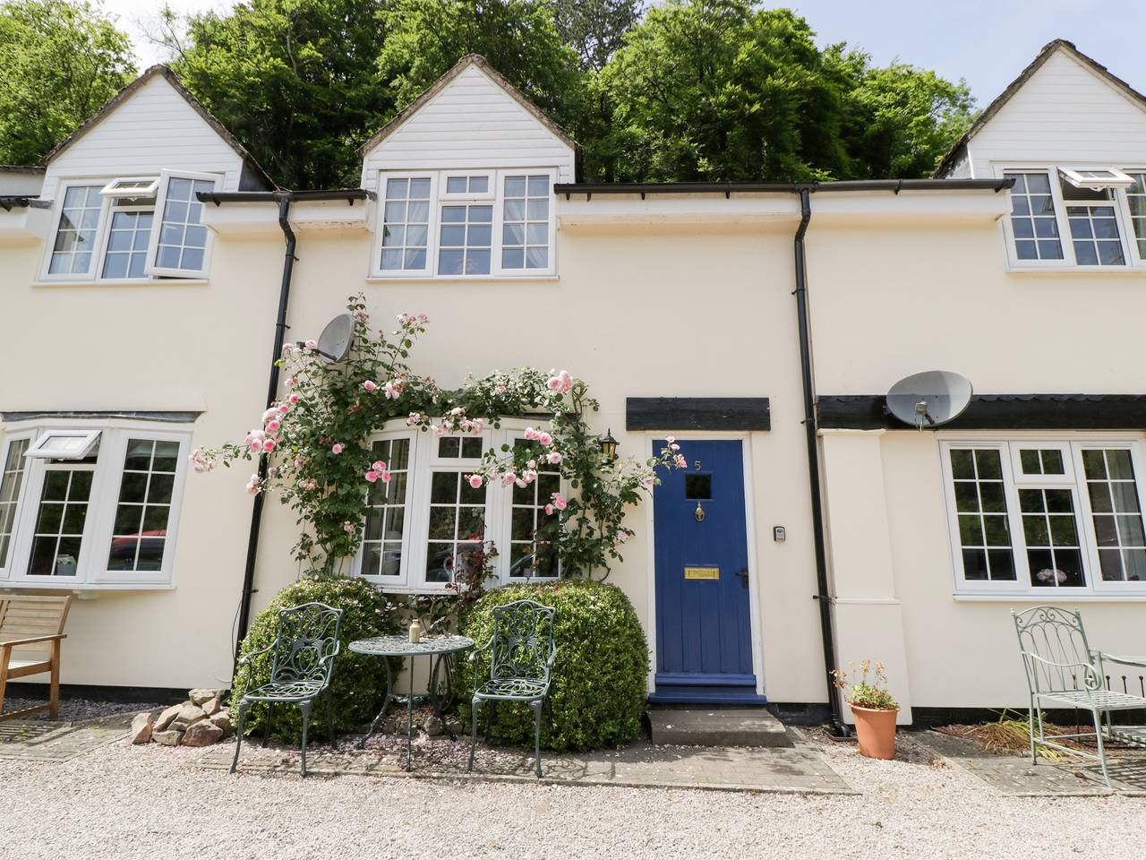 5 Wye Rapid Cottages in Symonds Yat, Herefordshire