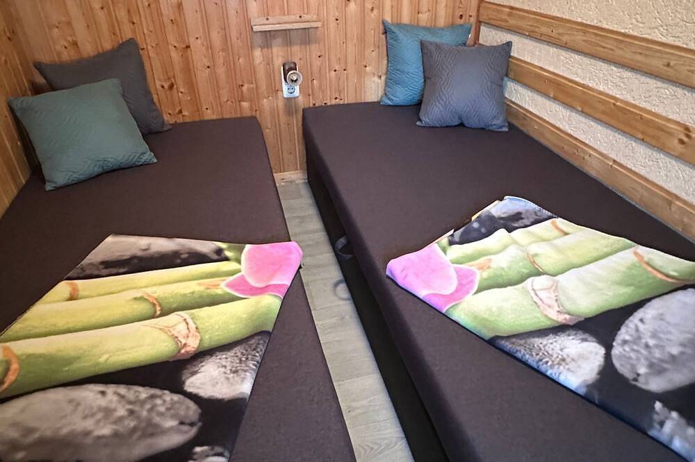 Ferienhaus, Bade- u. Angelsteg+Boot am Serrahner See möglich - Ferienhaus Krüger in Kuchelmiß, Mecklenburgische Seenplatte