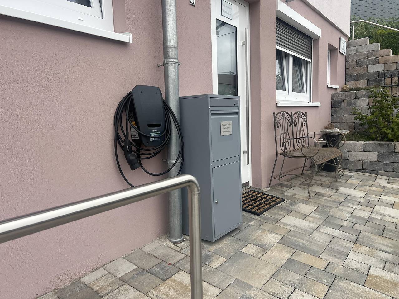 Apartamento vacacional entero, Ferienwohnung Waldblume mit E-Ladestation in Überherrn, Mosel-Saar
