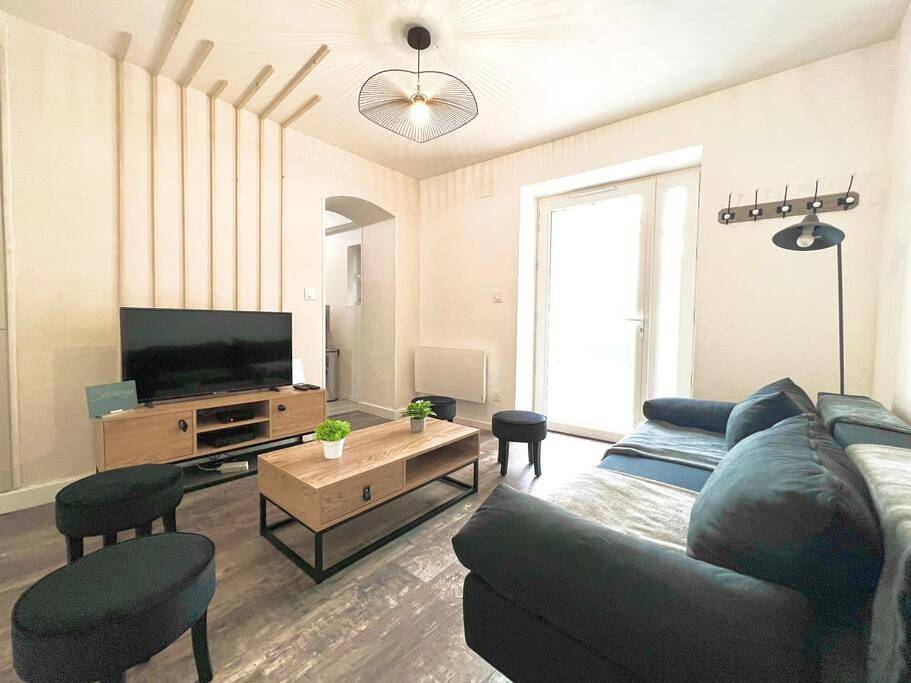 Four-Bedroom House in Saint-Georges-lès-Baillargeaux, Vienne (France)