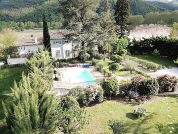 Maison d’hôte pour 2 personnes, avec terrasse et jardin ainsi que jacuzzi et piscine à Le Poujol-sur-Orb