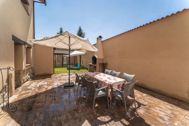 Chalet para 16 personas, con Jardín en Provincia de Palencia - 4