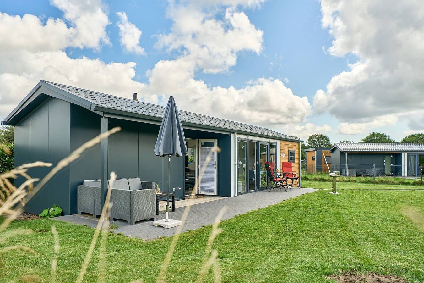 Freistehendes Ferienhaus Seewind mit eingezäuntem Grundstück am See in Süsel, Ostholstein