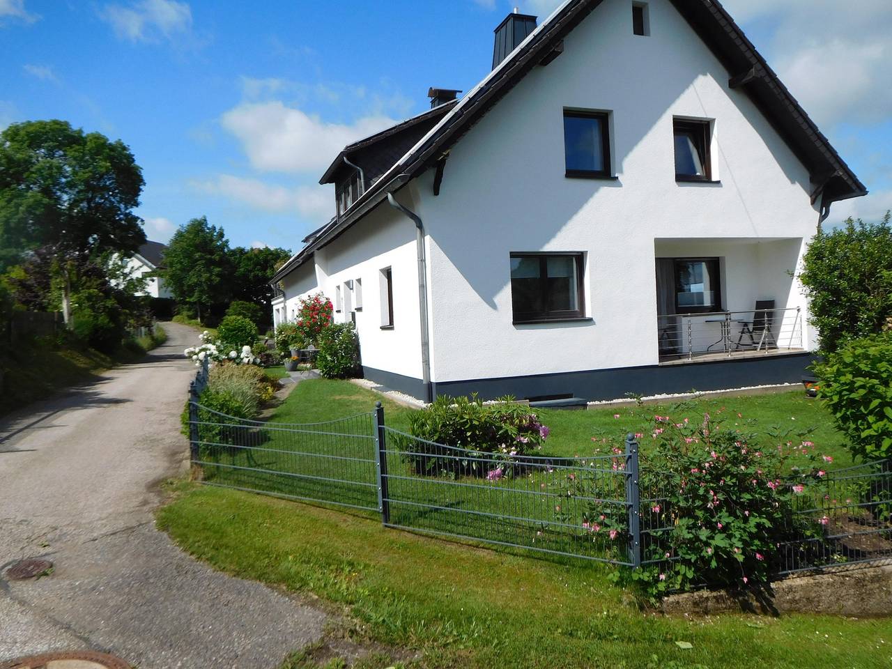 Ganze Ferienwohnung, 2-Bett-Ferienwohnung Charly, Nichtraucher in Hellenthal, Rureifel (Nordrhein-westfalen)