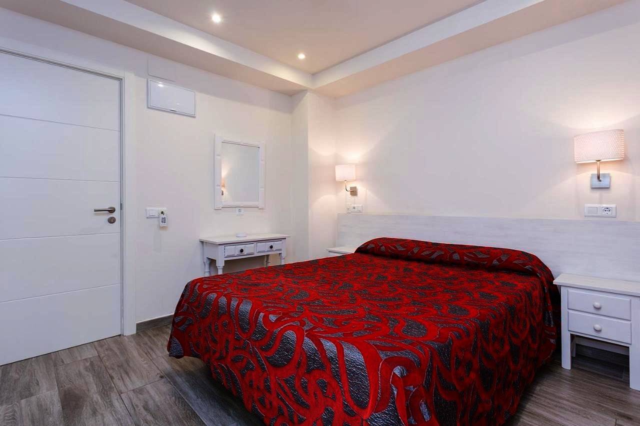 Casa de huéspuedes para 10 personas con terraza in Benalmádena, Costa del Sol