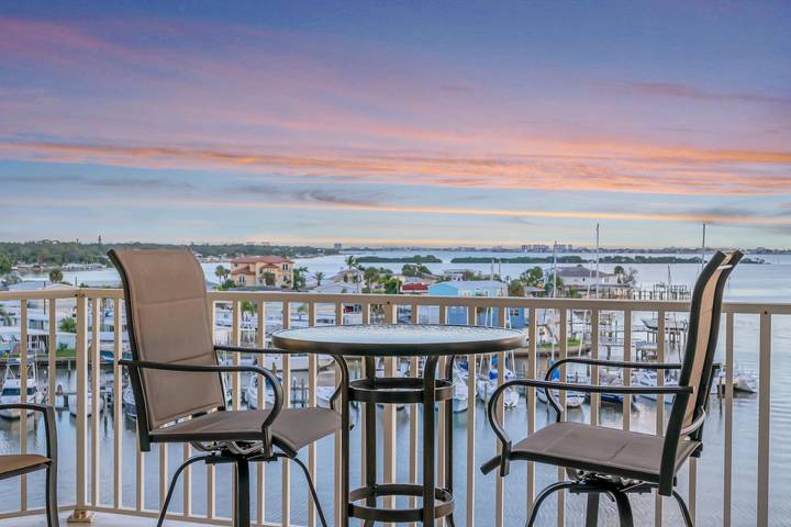 Vacation rental for 4 people, with terrace, with pets in Seminole