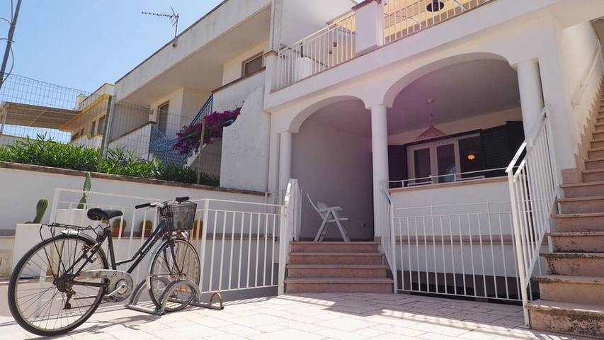 Ferienhaus für 8 Personen, mit Balkon und Garten, kinderfreundlich in Torre San Giovanni