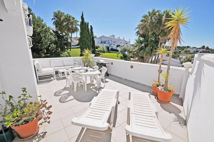 Holiday apartment for 5 people, with garden and terrace as well as pool - 1