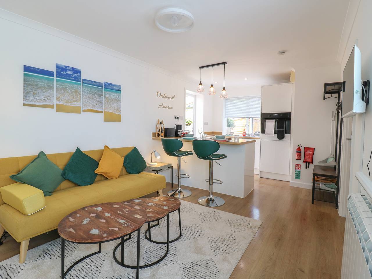 Oakwood Annexe in Mersea Island, Colchester
