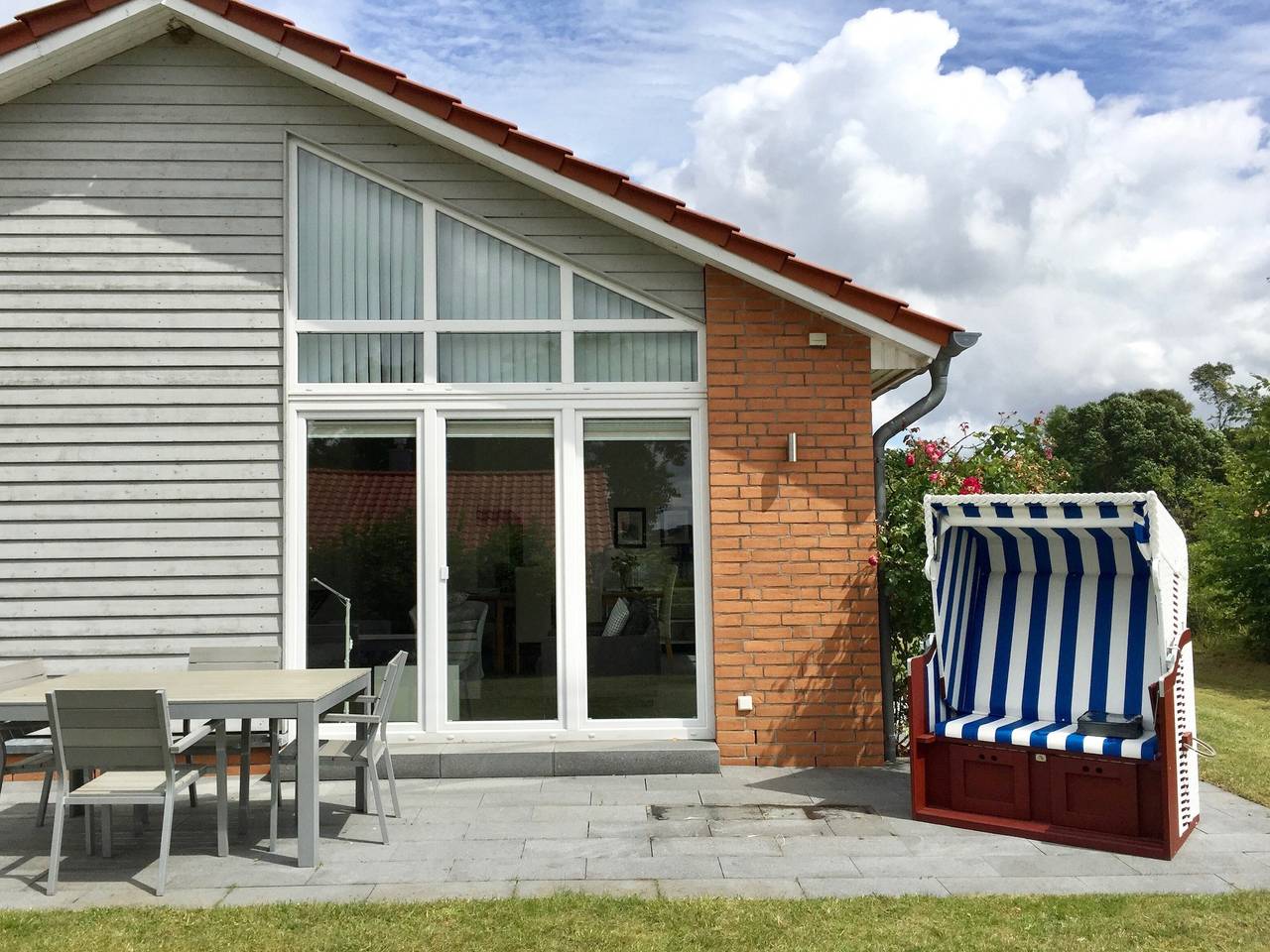 Ferienhaus 'Käpt'n Blaubärhaus' mit Meerblick, privater Terrasse und Wlan in Kosel, Rendsburg-Eckernförde