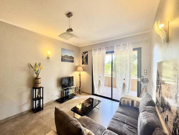 Location de vacances pour 2 personnes, avec jardin à Propriano