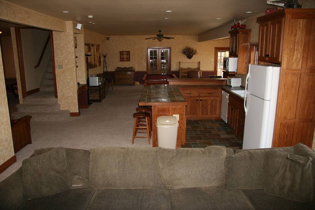 Vacation House for 24 Guests in South Central Colorado, Colorado