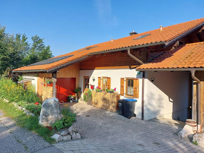 Ganze Ferienwohnung, Ferienwohnung Hofbauer - Ferienwohnung 46 qm mit offenem Wohn-/Schlafraum und Terrasse in Aschau im Chiemgau, Chiemsee